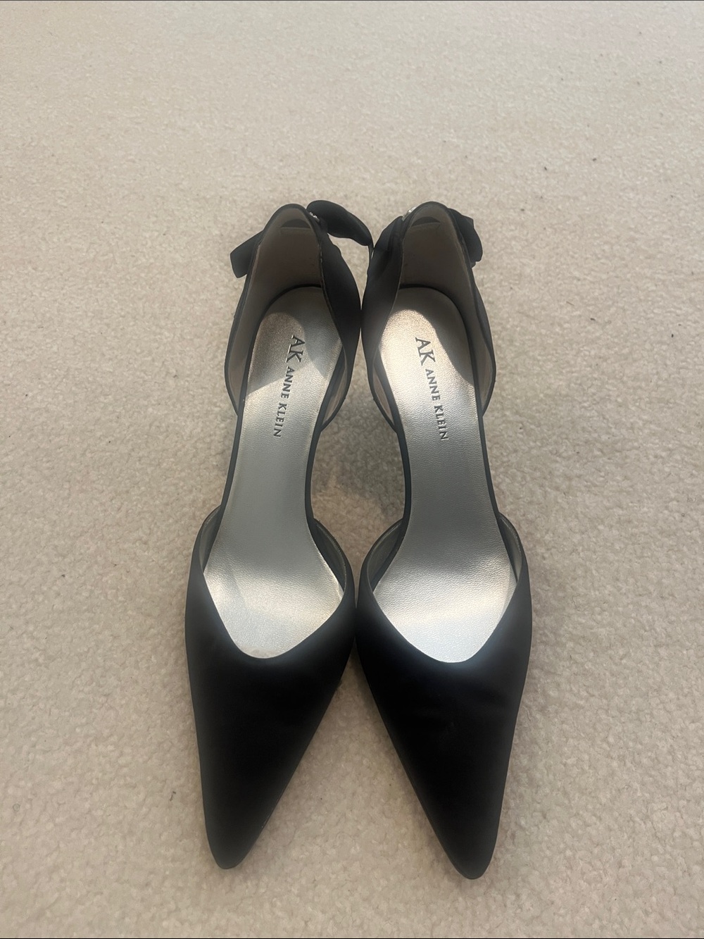 Anne Klein Black D’Orsay Pointed toe Pumps